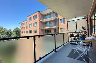 4201 Cathedral Ave NW, Washington, DC 20016 - Photo 19