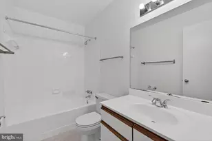 2441 18th St NW, Washington, DC 20009 - Photo 15