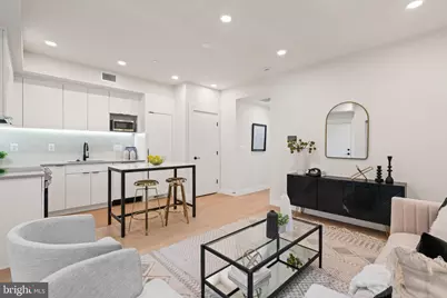 733 8th Street SE #01, Washington, DC 20003 - Photo 3