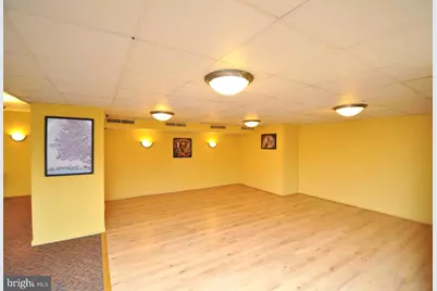 2939 Van Ness Street NW #421, Washington, DC 20008 - Photo 17