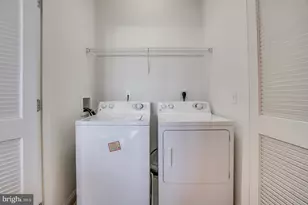 1391 Pennsylvania Ave. SE, Washington, DC 20003 - Photo 21