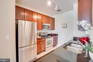 1391 Pennsylvania Ave. SE, Washington, DC 20003 - Photo 11