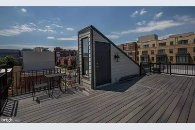 335 H Street NE, Washington, DC 20002 - Photo 1