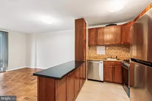 950 25th St NW, Washington, DC 20037 - Photo 7