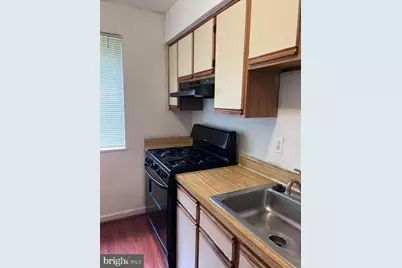 4721 1st Street SW #101, Washington, DC 20032 - Photo 5