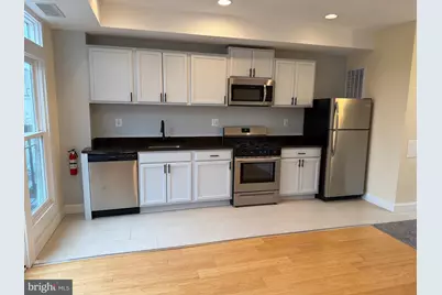 532 8th Street SE #3, Washington, DC 20003 - Photo 3