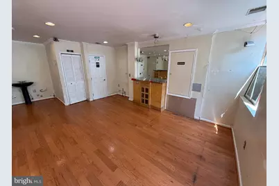 1005 8th Street SE, Washington, DC 20003 - Photo 3