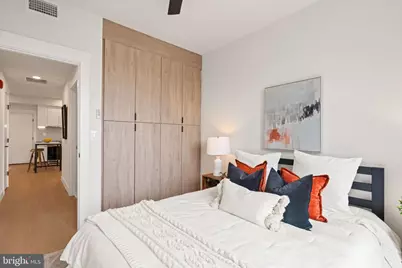 733 8th Street SE #202, Washington, DC 20003 - Photo 7