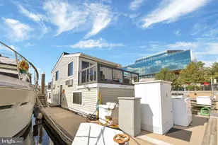 650 Wharf St SW, Washington, DC 20024 - Photo 17