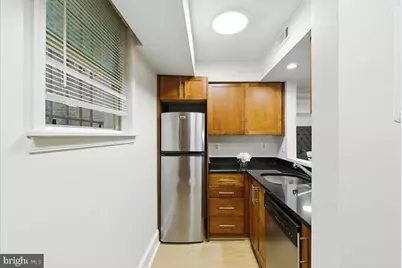 1367 K Street SE #B, Washington, DC 20003 - Photo 11