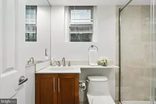 1367 K St SE, Washington, DC 20003 - Photo 17