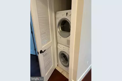 4004 Edmunds Street NW #7, Washington, DC 20007 - Photo 9