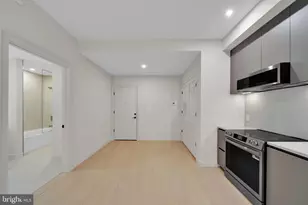 2121 Ward Pl NW, Washington, DC 20037 - Photo 9