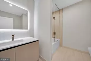 2121 Ward Pl NW, Washington, DC 20037 - Photo 13