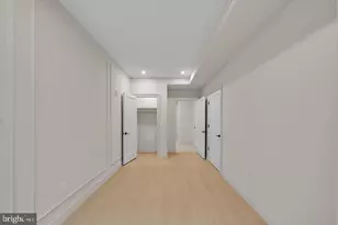 2121 Ward Pl NW, Washington, DC 20037 - Photo 9