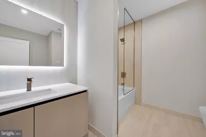 2121 Ward Place NW #404, Washington, DC 20037 - Photo 11