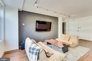 1545 18th St NW, Washington, DC 20036 - Photo 17