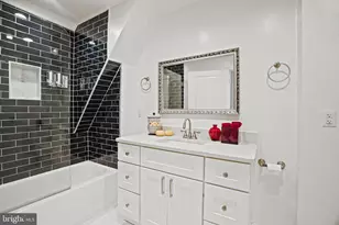 2410 21st Pl NE, Washington, DC 20018 - Photo 31