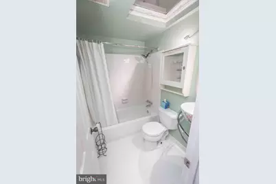 730 6th Street NE, Washington, DC 20002 - Photo 39