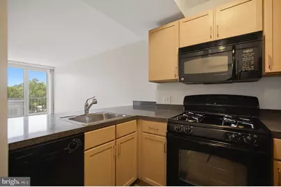 800 4th Street SW #S503, Washington, DC 20024 - Photo 11