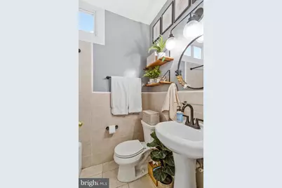 1602 Isherwood Street NE #3, Washington, DC 20002 - Photo 9