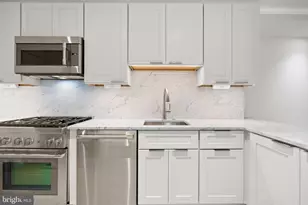 700 New Hampshire Ave NW, Washington, DC 20037 - Photo 3