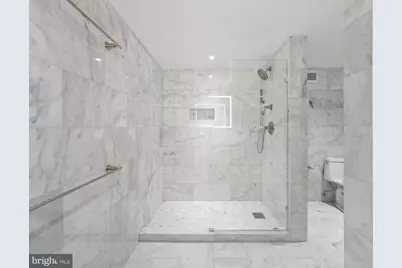 700 New Hampshire Avenue NW #303, Washington, DC 20037 - Photo 23