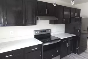 1126 Barnaby Terrace SE, Washington, DC 20032 - Photo 5