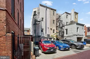 1409 Hopkins St NW, Washington, DC 20036 - Photo 39