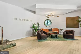 601 24th St NW, Washington, DC 20037 - Photo 33