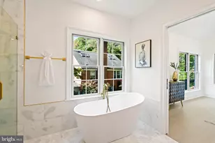 5631 MacArthur Blvd NW, Washington, DC 20016 - Photo 25