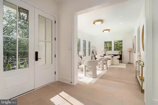 5631 MacArthur Blvd NW, Washington, DC 20016 - Photo 29