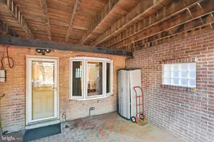 1811 T St NW, Washington, DC 20009 - Photo 13