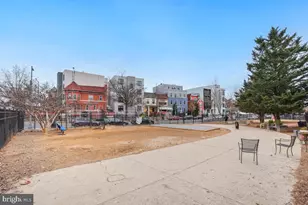 1351 Newton St NW, Washington, DC 20010 - Photo 39