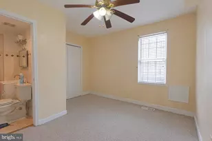 828 49th St NE, Washington, DC 20019 - Photo 3