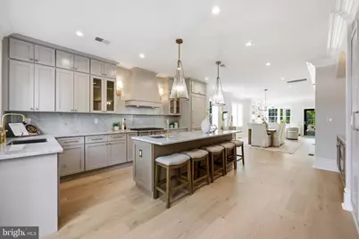 4611 43rd Place NW, Washington, DC 20016 - Photo 7