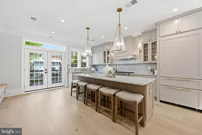 4611 43rd Place NW, Washington, DC 20016 - Photo 5