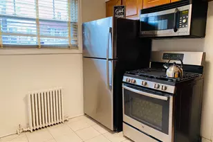 7527 8th St NW, Washington, DC 20012 - Photo 9