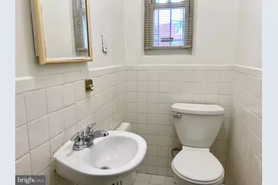 7527 8th Street NW, Washington, DC 20012 - Photo 11