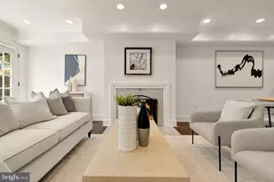 811 East Capitol St SE, Washington, DC 20003 - Photo 7