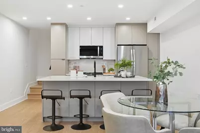 2134 Wisconsin Avenue NW #4, Washington, DC 20007 - Photo 3