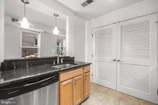 1106 Columbia Rd NW, Washington, DC 20009 - Photo 11