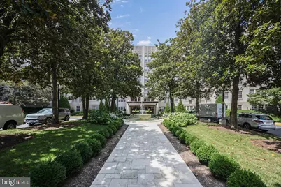 2737 Devonshire Place NW #418, Washington, DC 20008 - Photo 1