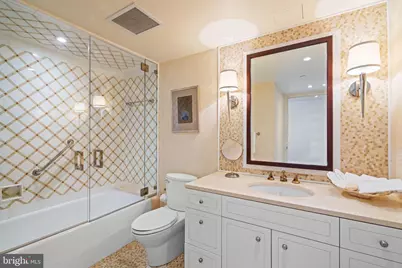 801 Pennsylvania Avenue NW #1218, Washington, DC 20004 - Photo 21