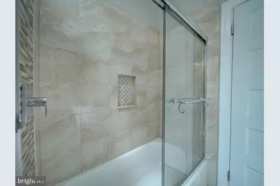 82 T Street NW #3, Washington, DC 20001 - Photo 19