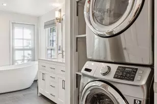 1617 8th St NW, Washington, DC 20001 - Photo 23