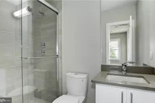 913 NE Quincy Street NE, Washington, DC 20017 - Photo 5