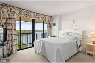 700 New Hampshire Avenue NW #905, Washington, DC 20037 - Photo 13