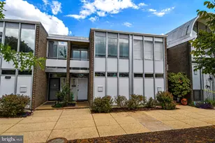 354 N St SW, Washington, DC 20024 - Photo 35