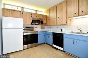 354 N St SW, Washington, DC 20024 - Photo 7